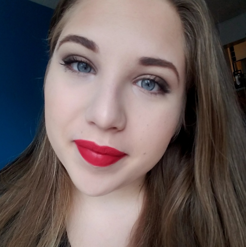 Meet your Posher, Alli